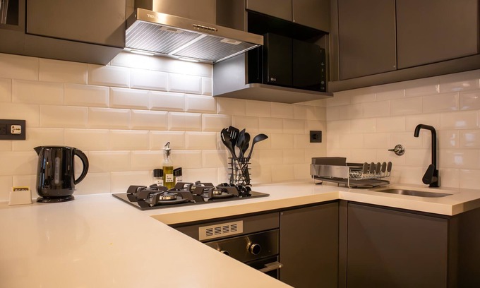 San Isidro Apartment | w Remarkable 1BR in San Isidro