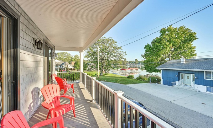 Syracuse House | Walk to Dtwn Syracuse: Private Lake-View Home