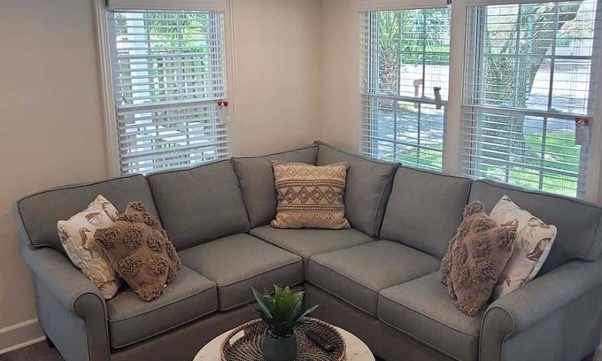 Myrtle Beach Villa | Walking distance to the the beach beautiful Villa