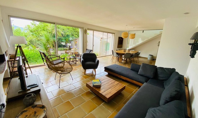 Isolella House | Waterfront villa on a splendid peninsula in Corsica