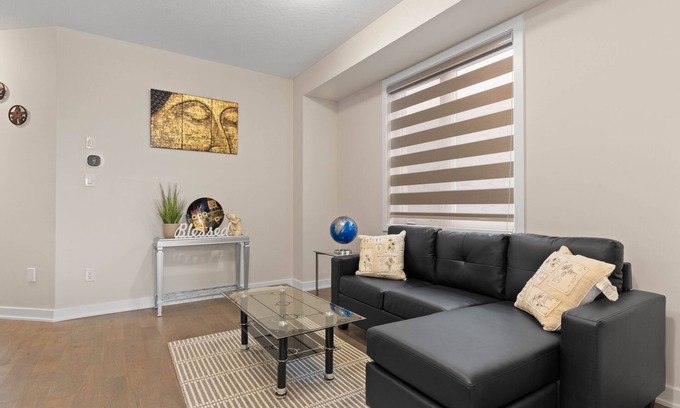 Welland House | Welland Serenity Getaway Near Niagara Falls