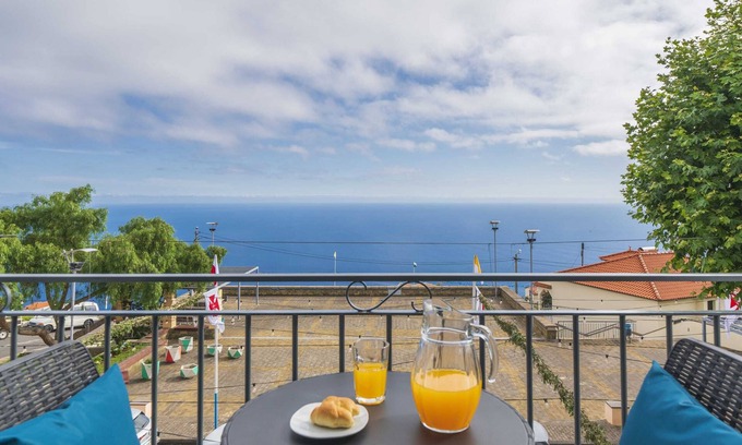 Arco da Calheta Apartment | West of the Island - Intelsol Calheta Apartments I