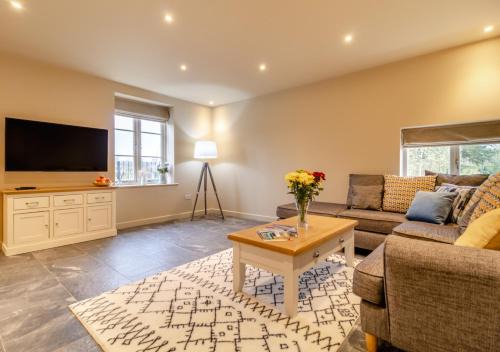 Halesworth House | White House Lodges - Meadow