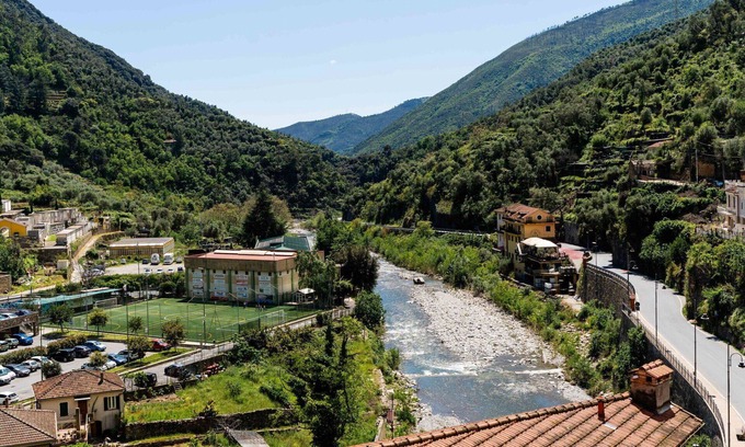 Badalucco House | Wonderful villa for 3 people with terrace