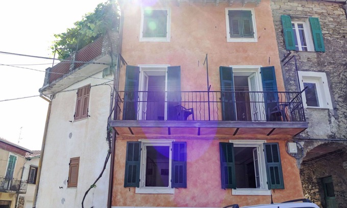 Ville San Sebastiano House | Wonderful villa for 4 guests with WIFI, balcony, pets allowed and panoramic view