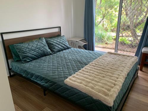 Mount Colah House | Wondering Stunning Garden View Queen Bedroom at MC 2079