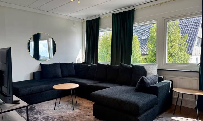 Goteborg Municipality Apartment | Workershome - 2bath - 9 Beds - Parking lot - All-inclusive