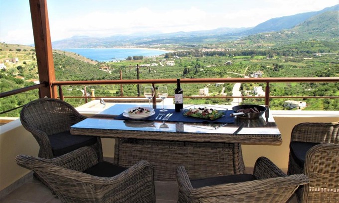 Exopoli House | Wormwood - Morfi Village