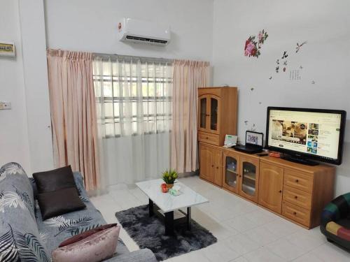 Batu Pahat Apartment | Yajju Homestay 雅居民宿