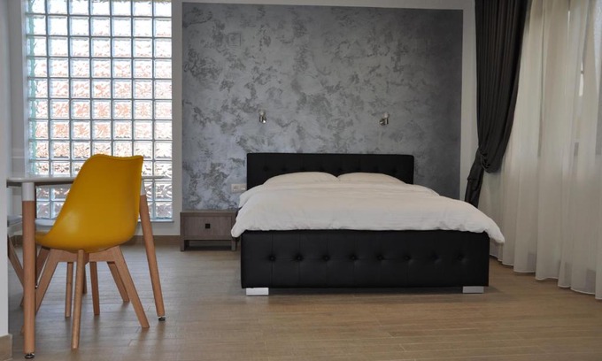 Calimanesti Apartment | Yes Home