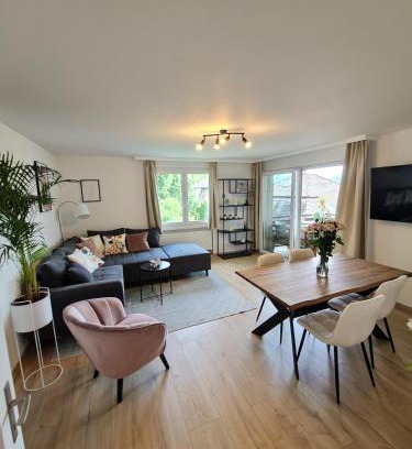 Weggis Apartment | Zentrumsnah und modern mit Seeblick in Weggis