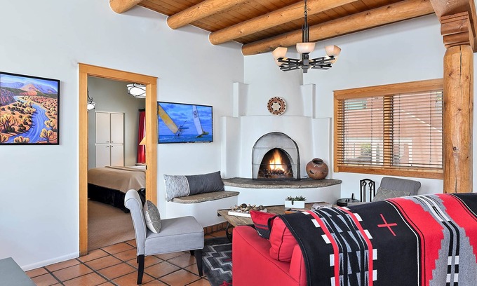 Downtown Santa Fe Hotel | Zona Rosa 70/73 combination unit