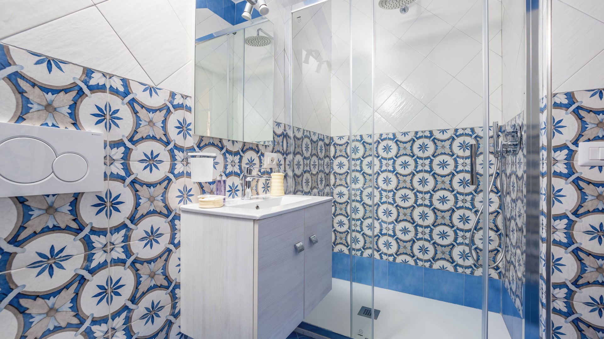 Photo of Bathroom in Chiesa Nuova