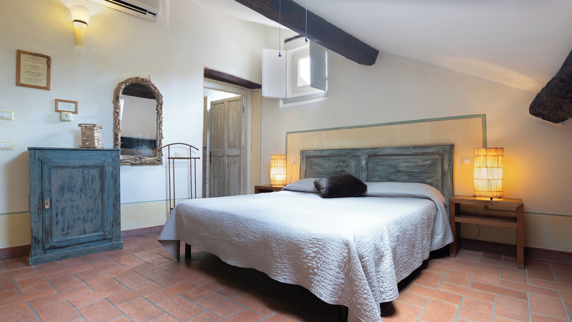 Photo of Bedroom in Vezzano Ligure