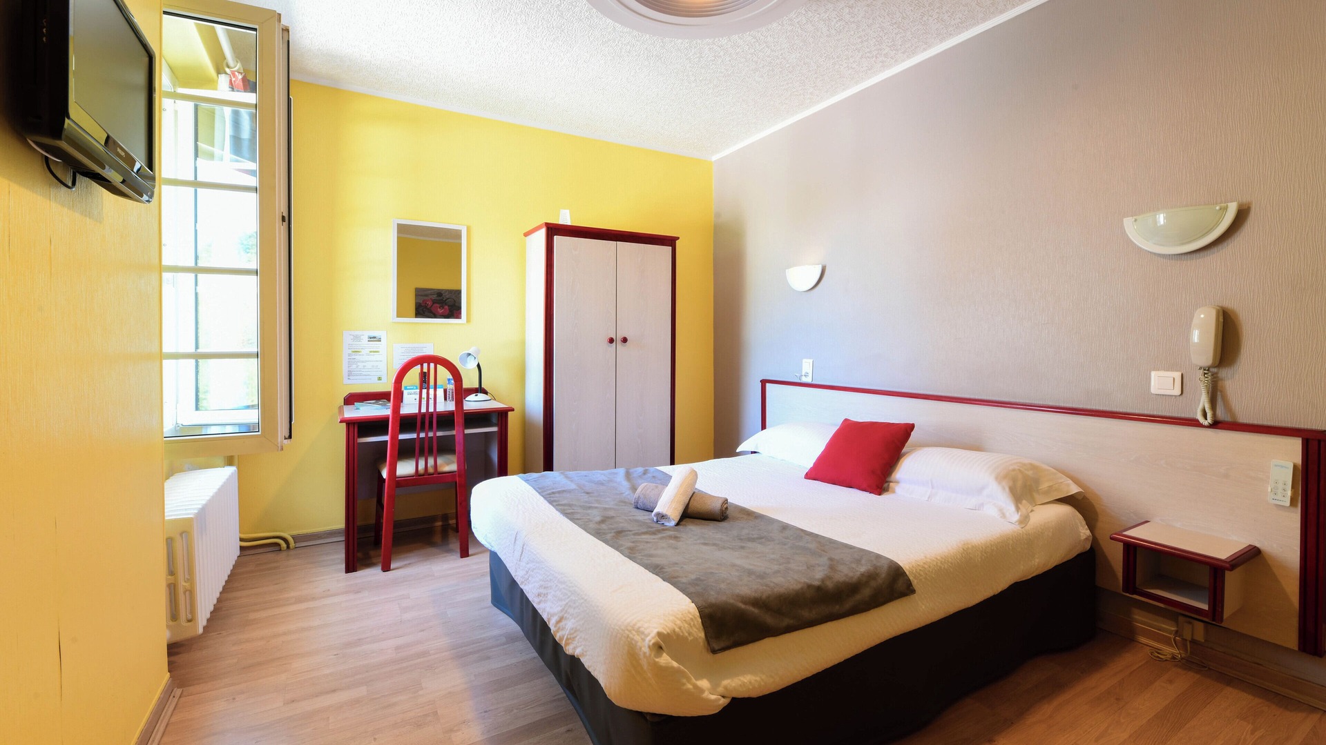 Photo of Bedroom in Hagetmau
