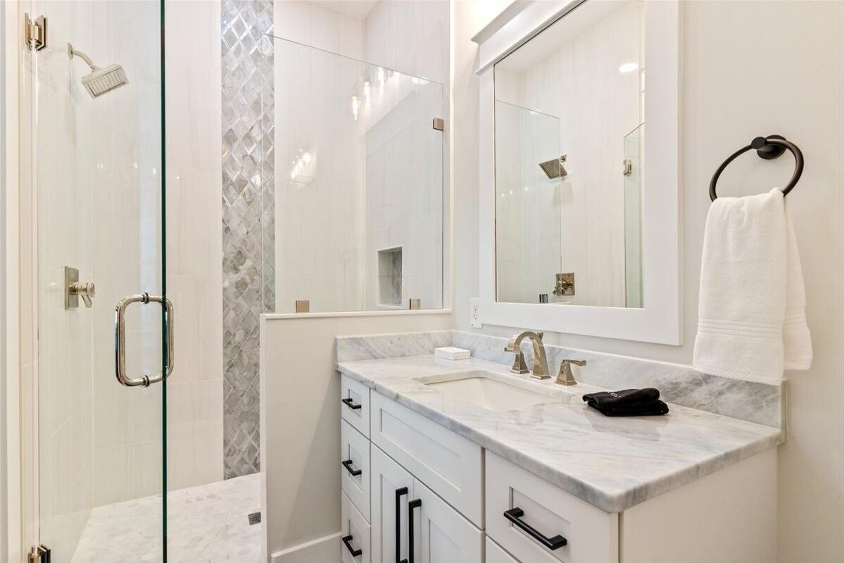 Photo of Bathroom in Navarre Beach