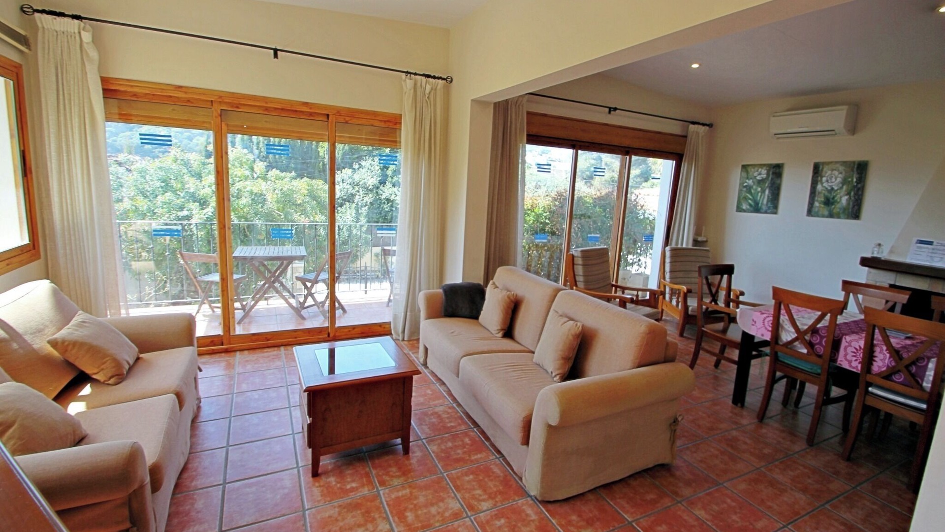 Photo of Livingroom in El Portet