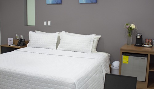 Standard Room, 1 King Bed