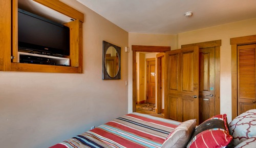 Condo, 1 Bedroom
