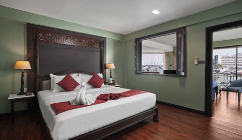 Panoramic Suite, Balcony, River View