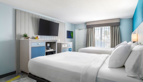 2 Queen Suite, Accessible