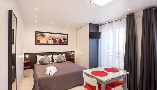 Deluxe Studio, Kitchenette