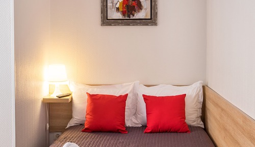 Single Room, Kitchenette