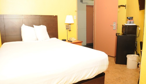 Economy Single Room, 1 Double Bed