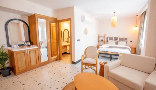 Standard Room, 1 Double Bed