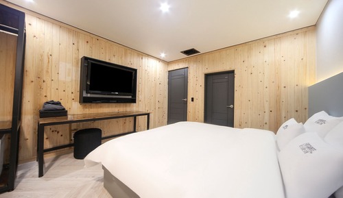 Economy Double Room