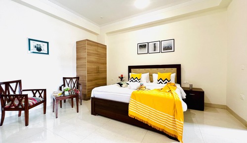 Luxury Apartment