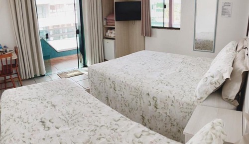 Triple Room (Suite Tripla com Sacada)