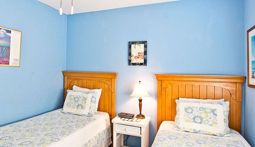 Condo, Multiple Beds, Kitchen, Pool View (5C - No Pets Allowed)