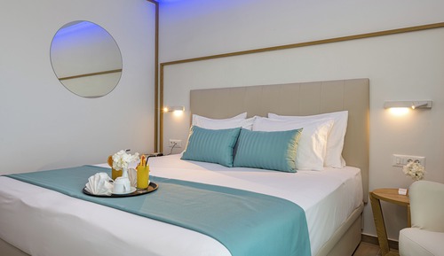Deluxe Double or Twin Room, Pool Access, Pool View