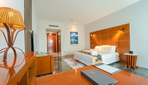 Deluxe King Room