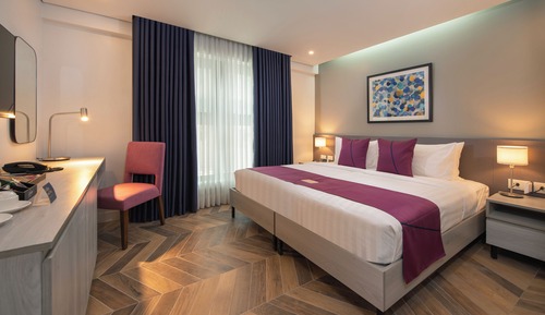 Premier Room