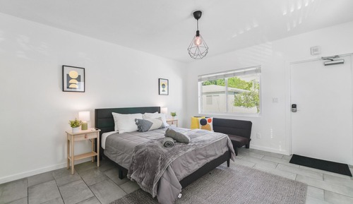 Basic Apartment