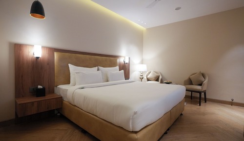 Superior Room, 1 King Bed, City View