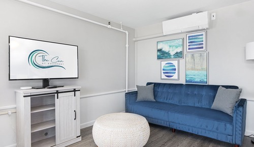 Deluxe Room, 1 King Bed with Sofa bed, Ocean View, Corner