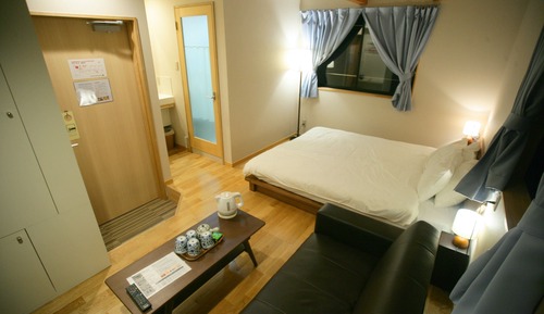 Japanese Homey with Bath