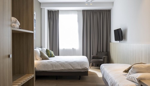 Room (Accessible room)