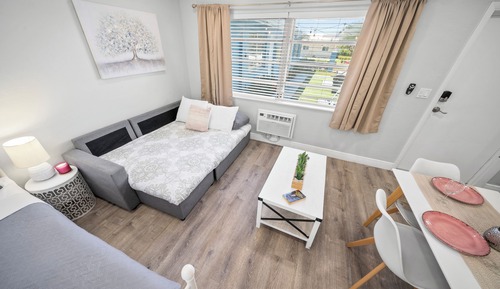 Standard Queen Studio w/ Kitchen & Sofa Bed