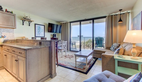 Condo, 2 Bedrooms
