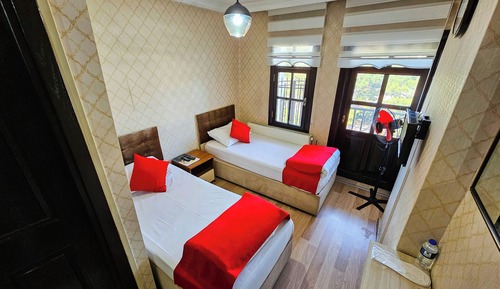 Economy Twin Room