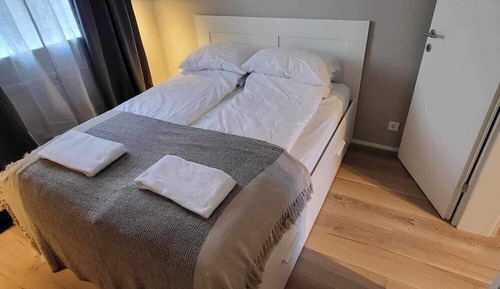 Standard Apartment, 1 Queen Bed, Garden View