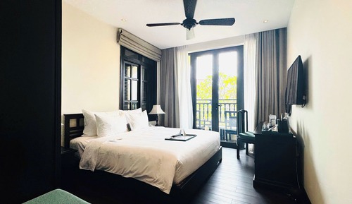 Family Room (Deluxe)