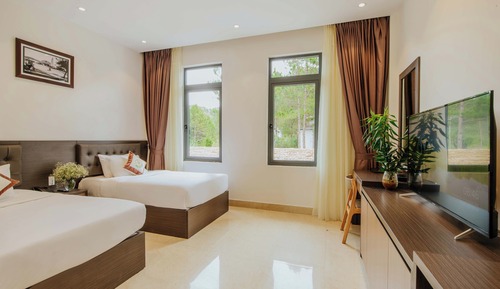 Superior Twin Room