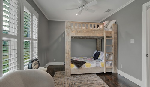 House, Multiple Beds, Pool Access