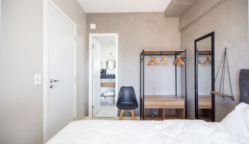 Basic Studio (418861)