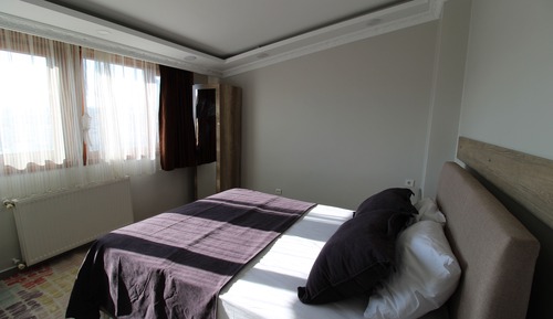 Quad Room